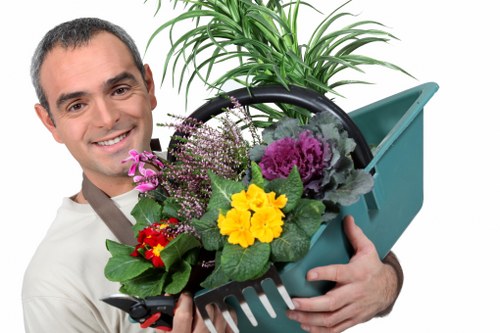 Waste disposal and governing law terms for gardening services